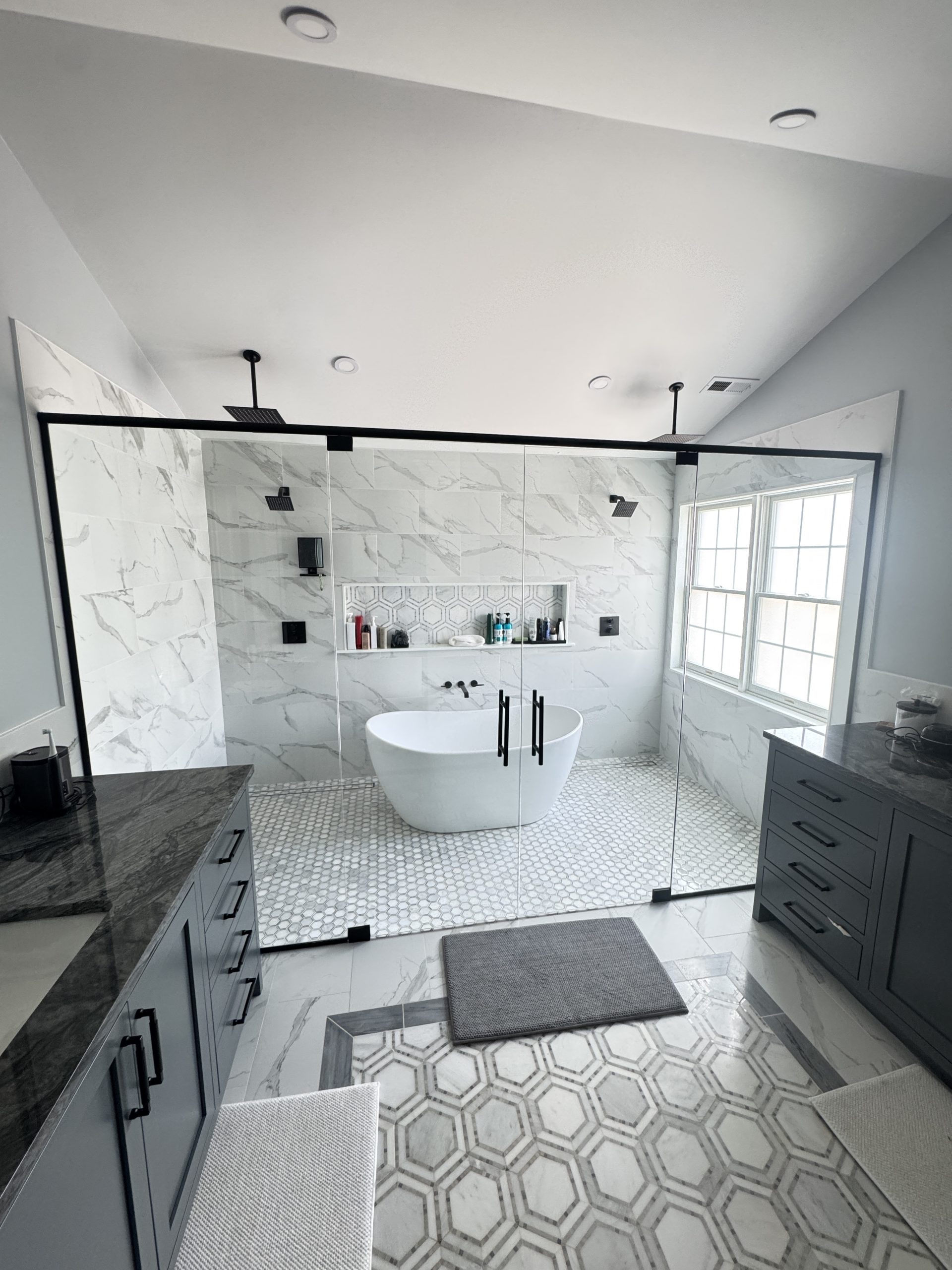 Berwyn Shower & Glass logo